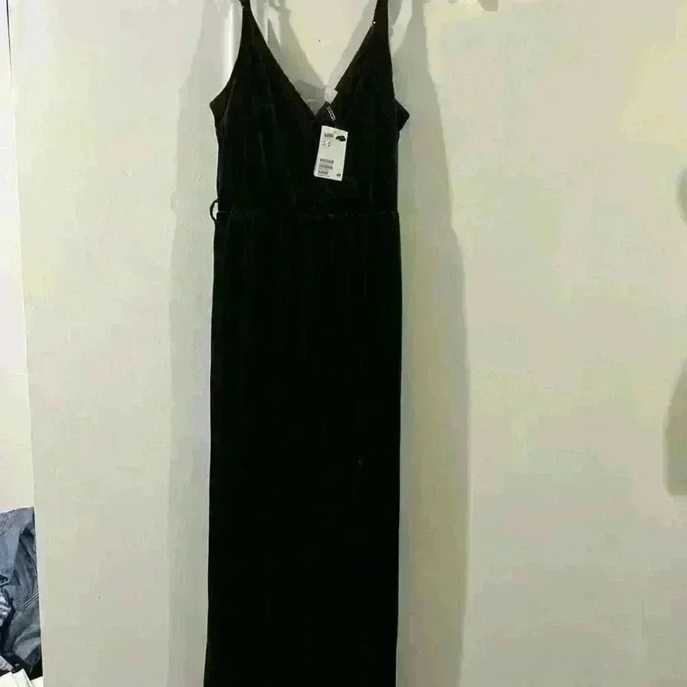 NWT H&M Velvet Wide Leg Romper Black Size 8